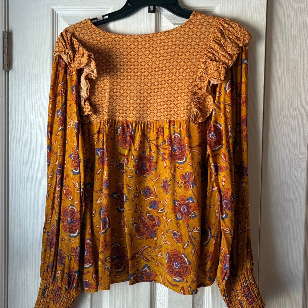 Farmers Market Golden Mustard Floral Smocked Yoke Blouse large - Picture 3 of 3
